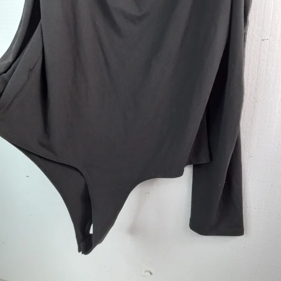 Day&Night 2X Long Sleeved Choker Strappy Cold Shoulder Body Suit in Black - Picture 2 of 15